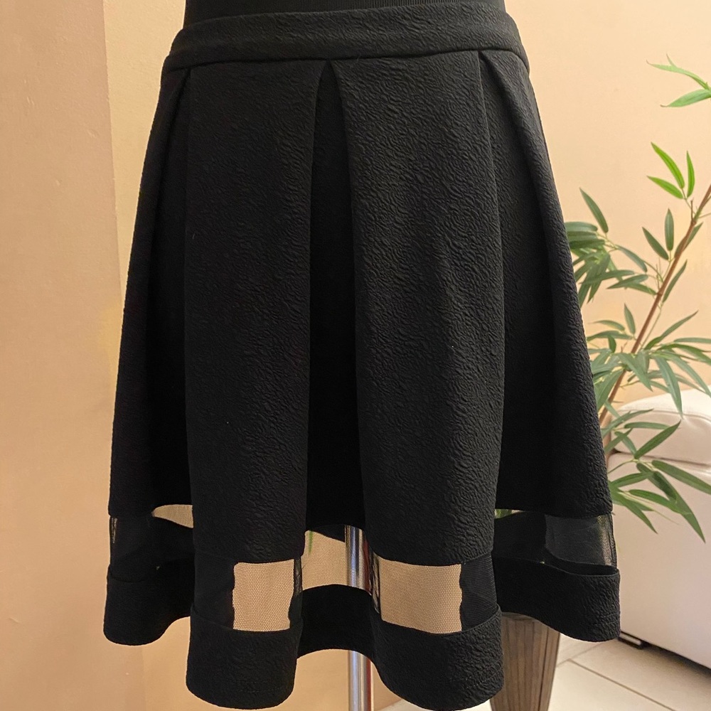 Black mid-knee elegant skirt